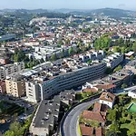 Castelo Point - 2br Luxe In The Heart Of Guimarães