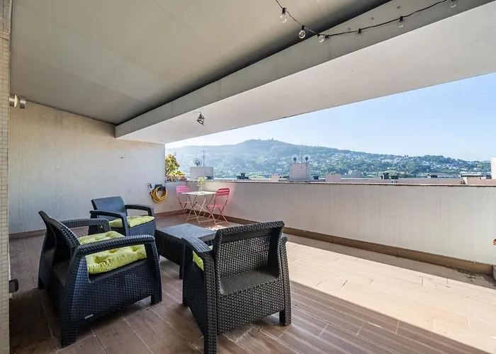 Castelo Point - 2br Luxe In The Heart Of * Guimarães